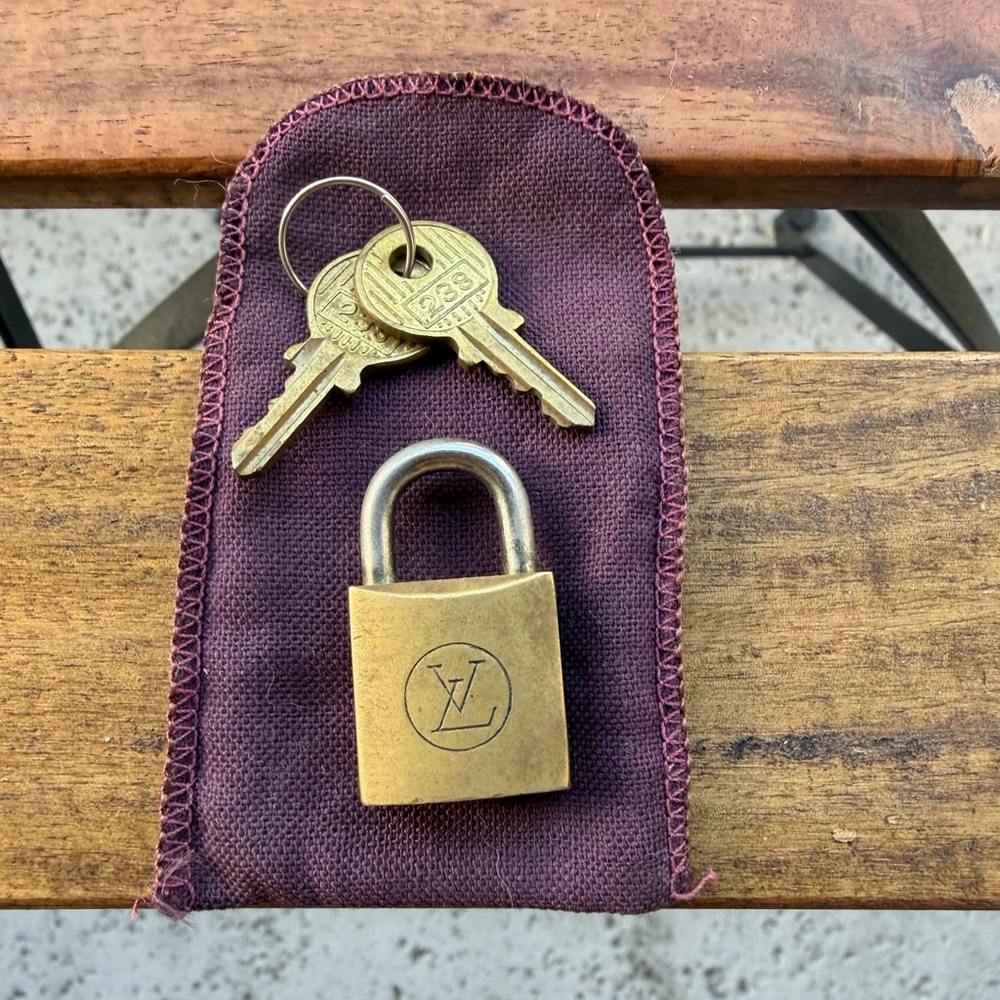 Authentic Louis Vuitton Lock And Key - Picture 3 of 5